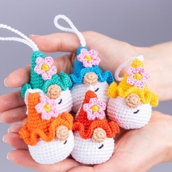 Flower Gnomes Keychains
